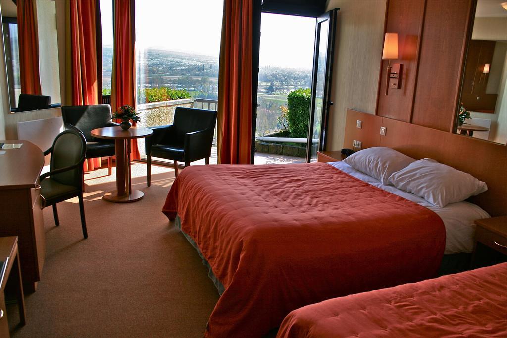 Hotel Des Vignes Restaurant Du Pressoir Remich Room photo