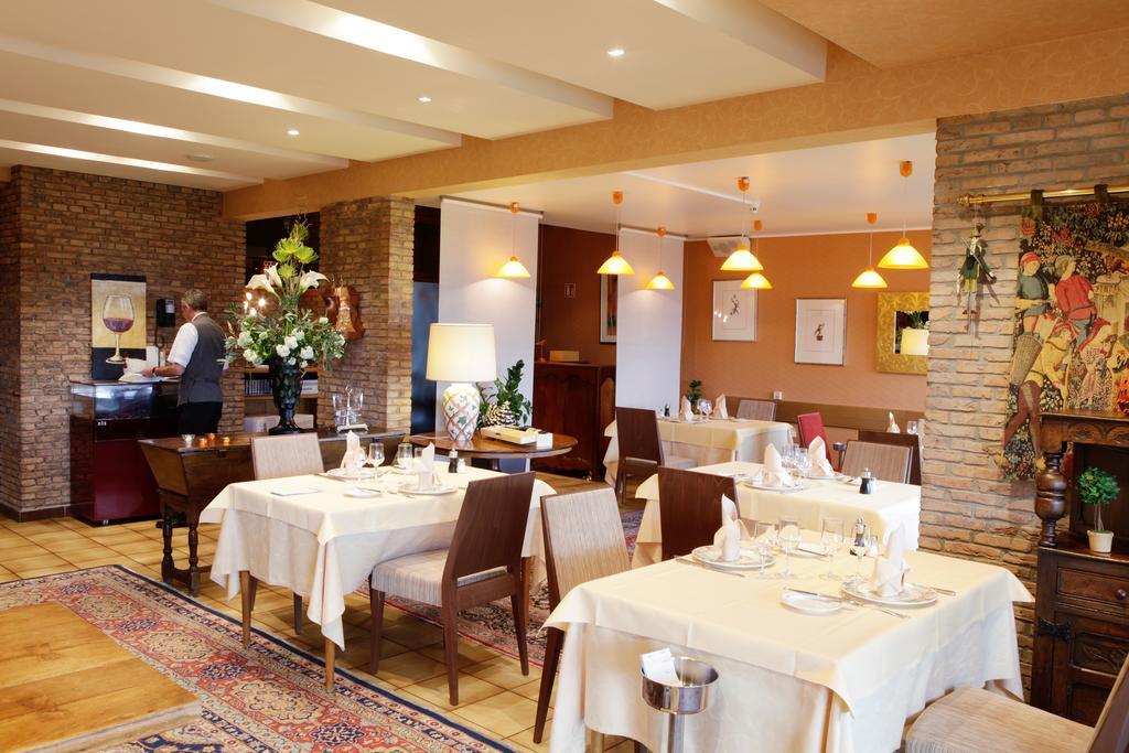 Hotel Des Vignes Restaurant Du Pressoir Remich Exterior photo